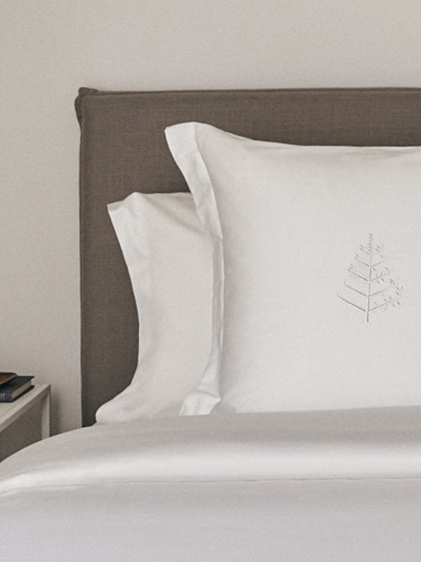 🎁 Down & Feather Pillow (100% off)