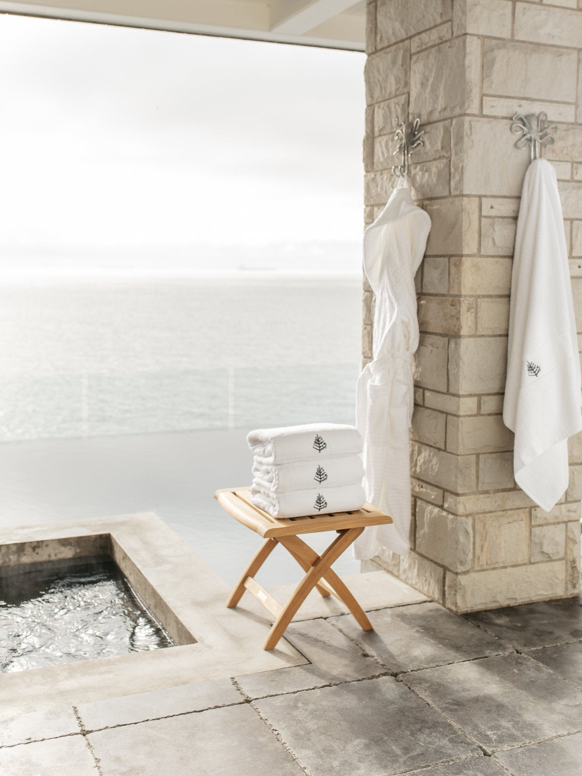 Pool Towel Set